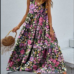 NWOT Purple & Pink Floral Tiered V-Neck Sleeveless Maxi Dress
